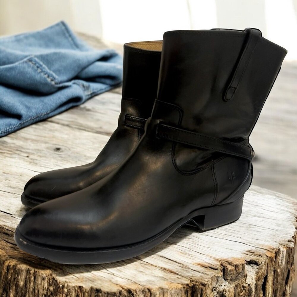 Frye Lindsay Plate Heritage Leather Western Minimalist Short Riding Boot‎ 5.5